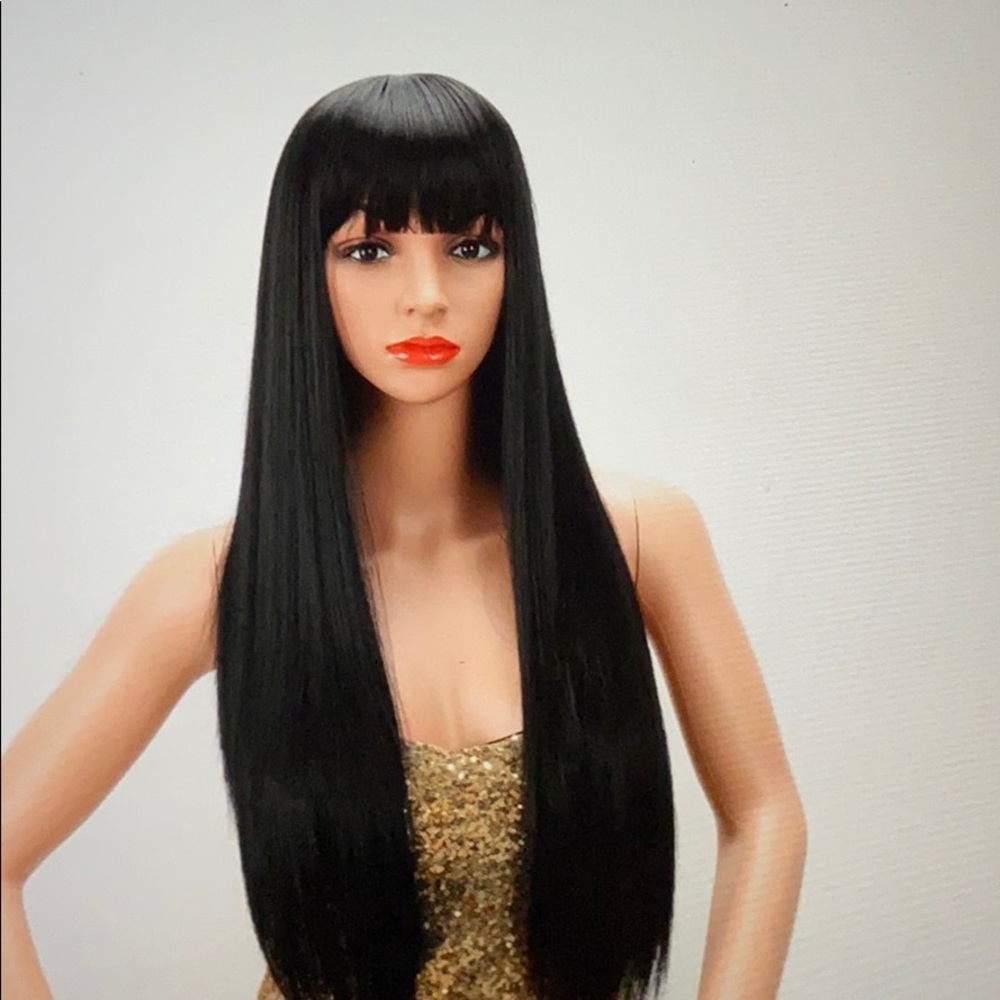 Long black wig with bangs